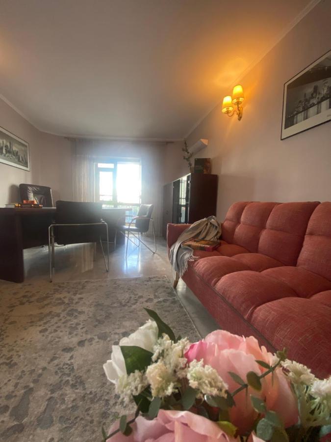 Victoriei Deluxe Suites Bukarest Exteriör bild