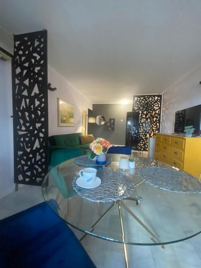 Victoriei Deluxe Suites Bukarest Exteriör bild