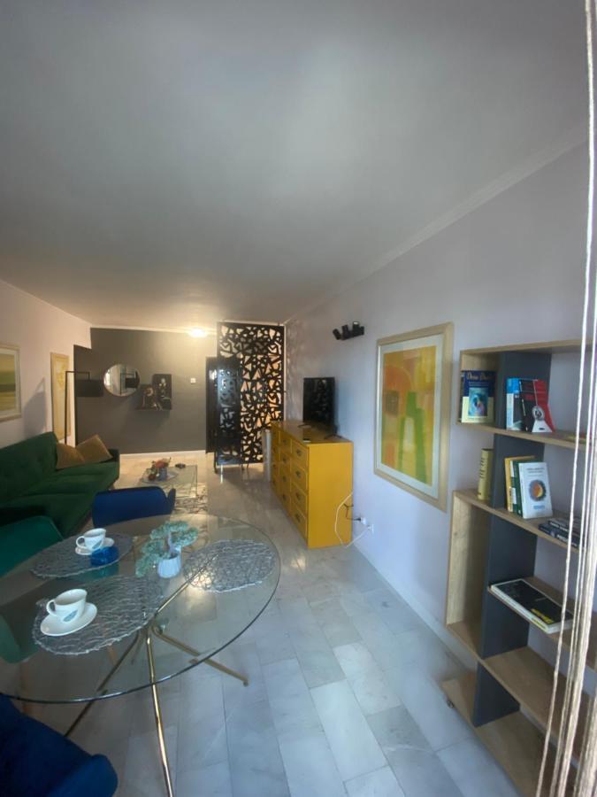 Victoriei Deluxe Suites Bukarest Exteriör bild