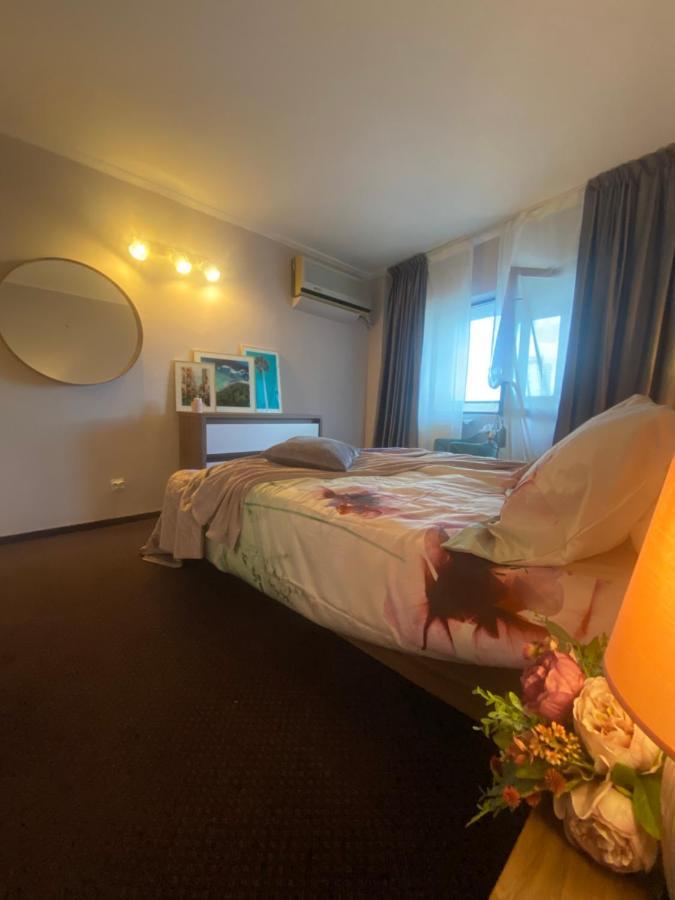 Victoriei Deluxe Suites Bukarest Exteriör bild