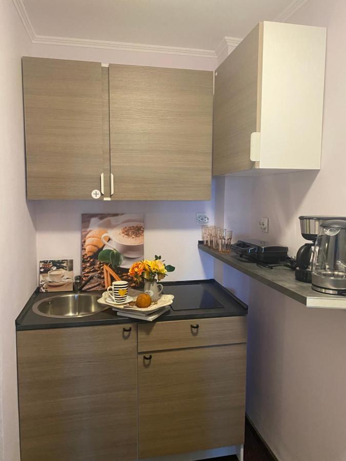 Victoriei Deluxe Suites Bukarest Exteriör bild