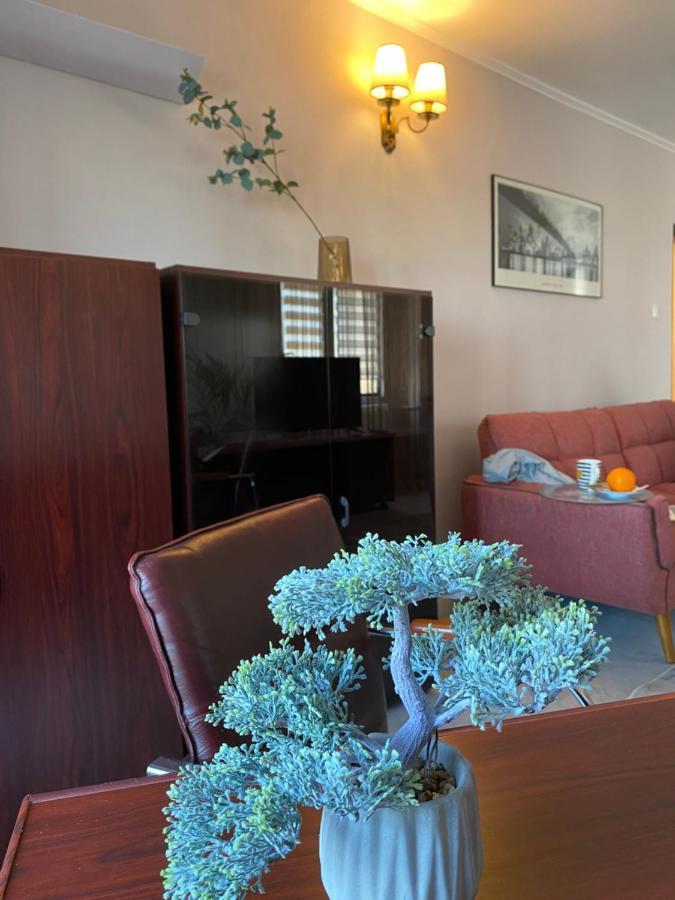 Victoriei Deluxe Suites Bukarest Exteriör bild